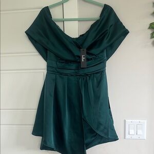 Lulus  Green Asymmetrical Off-the-Shoulder Dress